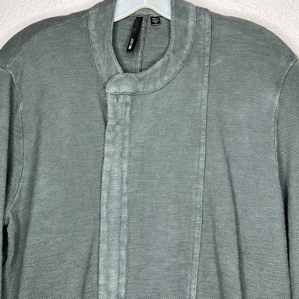 Joe's Jacket - Picture 6 of 7